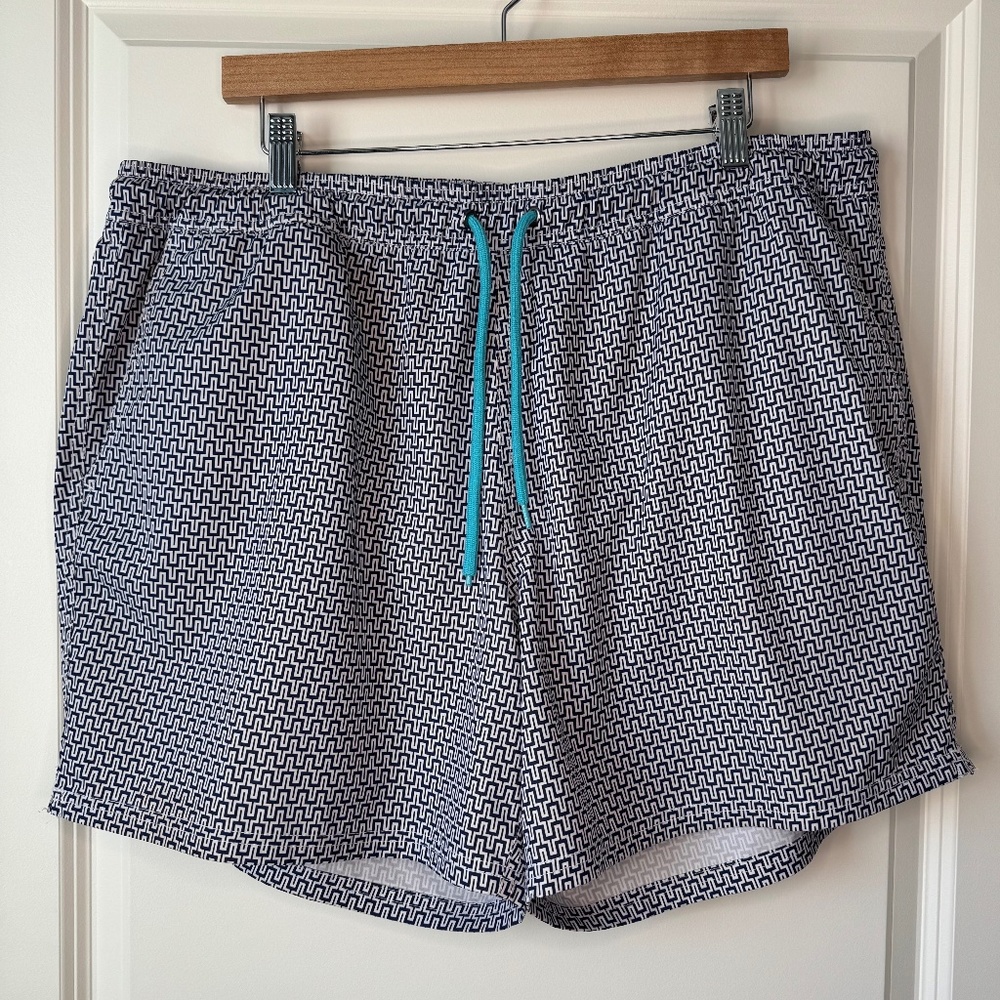 J.Crew Men's 6" Flex Swimwear - Size XL